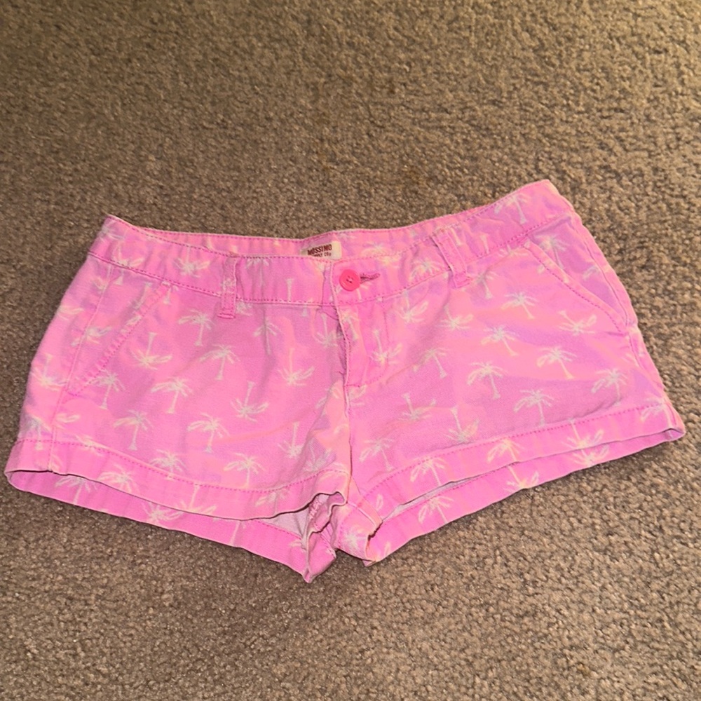 Missimo size 5 shorts.